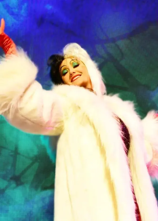 Glamour Darling… c'est Cruella D'Enfer – Parc Disneyland